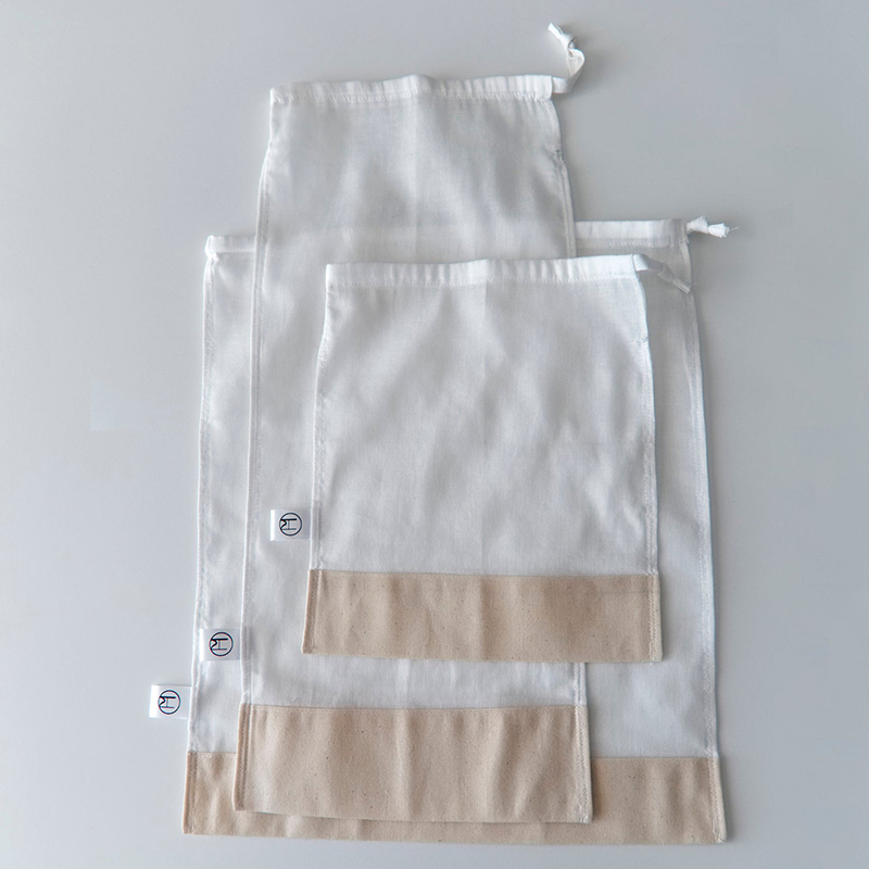 Plastic-free and made by awesome, earth-friendly individuals and brands, you can find zero waste gifts for every person on your shopping list. Like these reusable produce bags for the food lover.