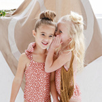 One of the easiest ways to start living a greener life is to quit fast fashion - and start supporting sustainable clothing companies like Little Lentil!